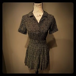 Forever 21- Pleated short sleeve dress